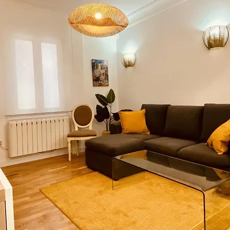 Quiet And Cozy Downtown